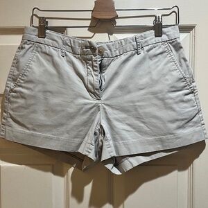 GAP Women's Khaki Tan Beige Classic shorts size 4